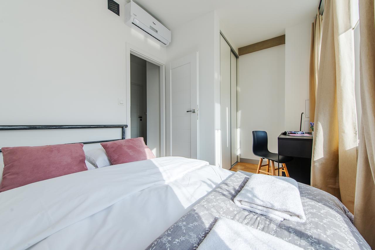 Chmielna 73 P&O Serviced Apartments Warsaw Exterior photo